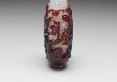 图片[3]-Red-on-snowing-white glass overlay snuff bottle with a Zhong Kui design, 18th-19th century, Qing dynasty-China Archive